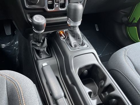 New 2026 Jeep Gladiator Sport image 16