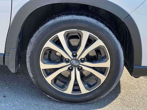 Used 2023 Subaru Forester Limited image 10