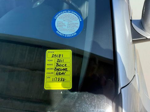 Used 2011 Buick Enclave CXL image 56