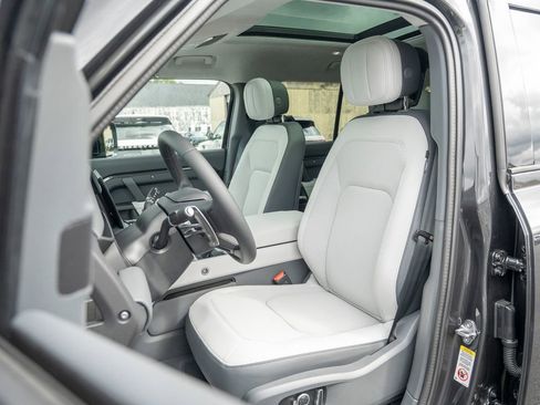 New 2025 Land Rover Defender 130 V8 image 19