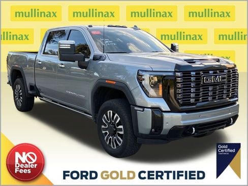 Used 2025 GMC Sierra 2500 Denali Ultimate w/ Max Trailering Package image 1