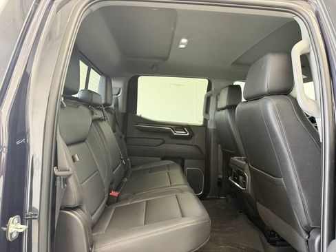 Used 2023 GMC Sierra 1500 SLT AWD/4WD image 20