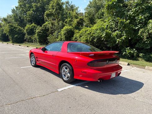 Used 1999 Pontiac Firebird Formula w/ Security Pkg RWD image 3