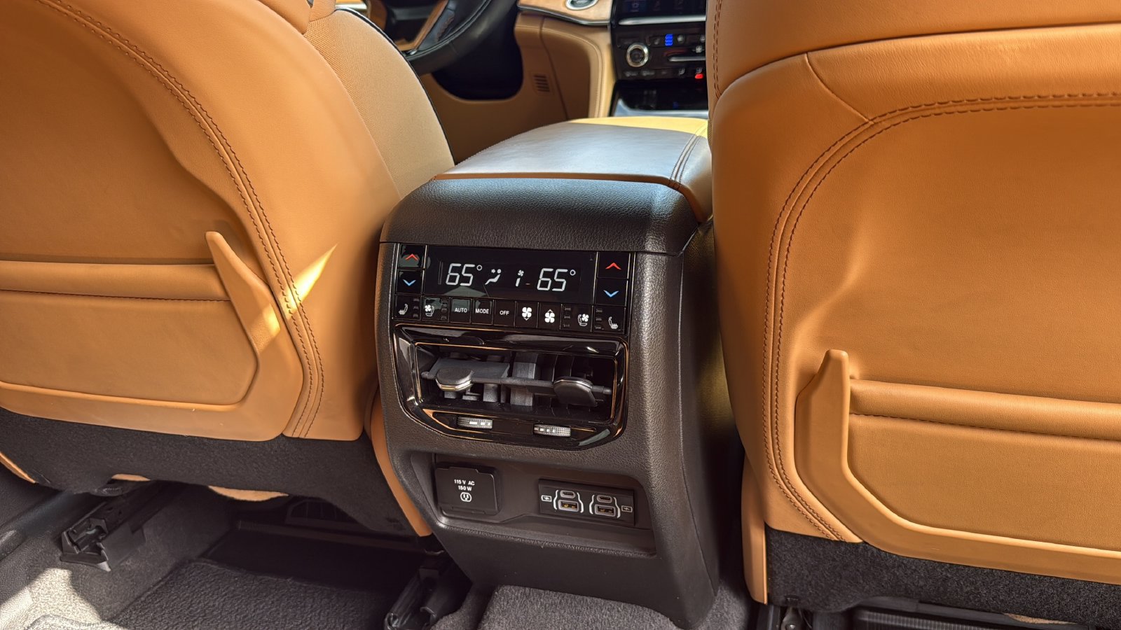 Used 2021 Jeep Grand Cherokee L Summit AWD/4WD image 27