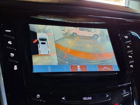 Used 2020 Cadillac Escalade Luxury image 25