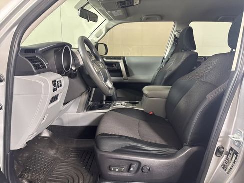 Used 2011 Toyota 4Runner SR5 image 11