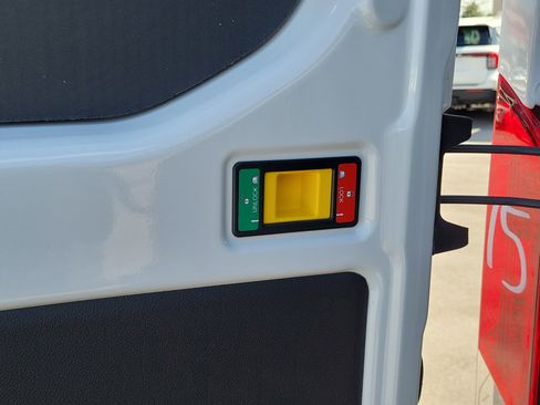 New 2026 Ford Transit 250 148 Medium Roof w/ Load Area Protection Package image 10