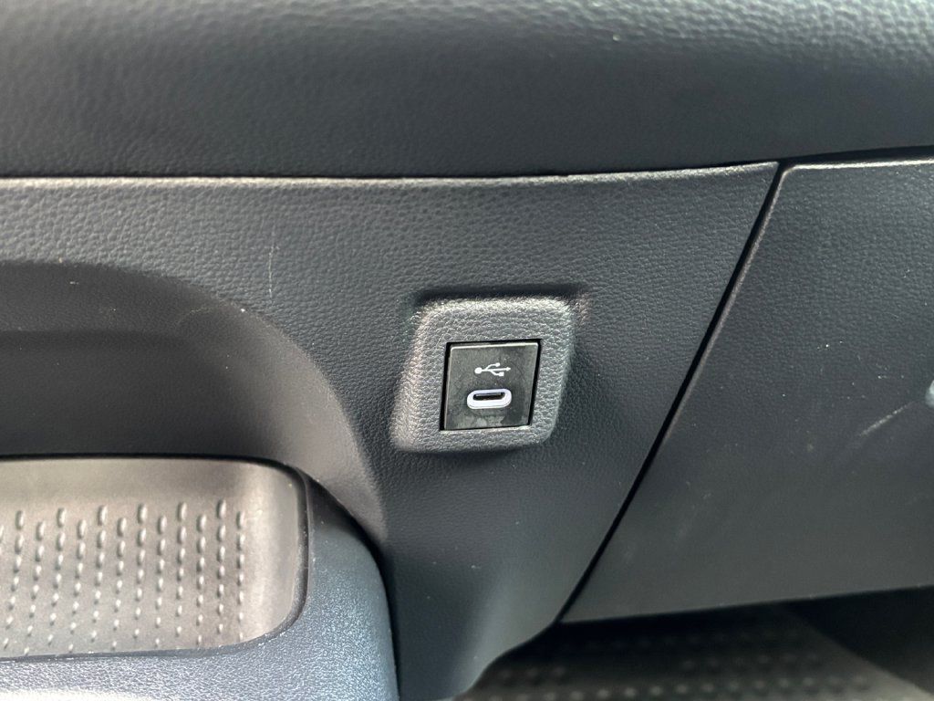 Used 2024 Toyota Corolla LE FWD image 27