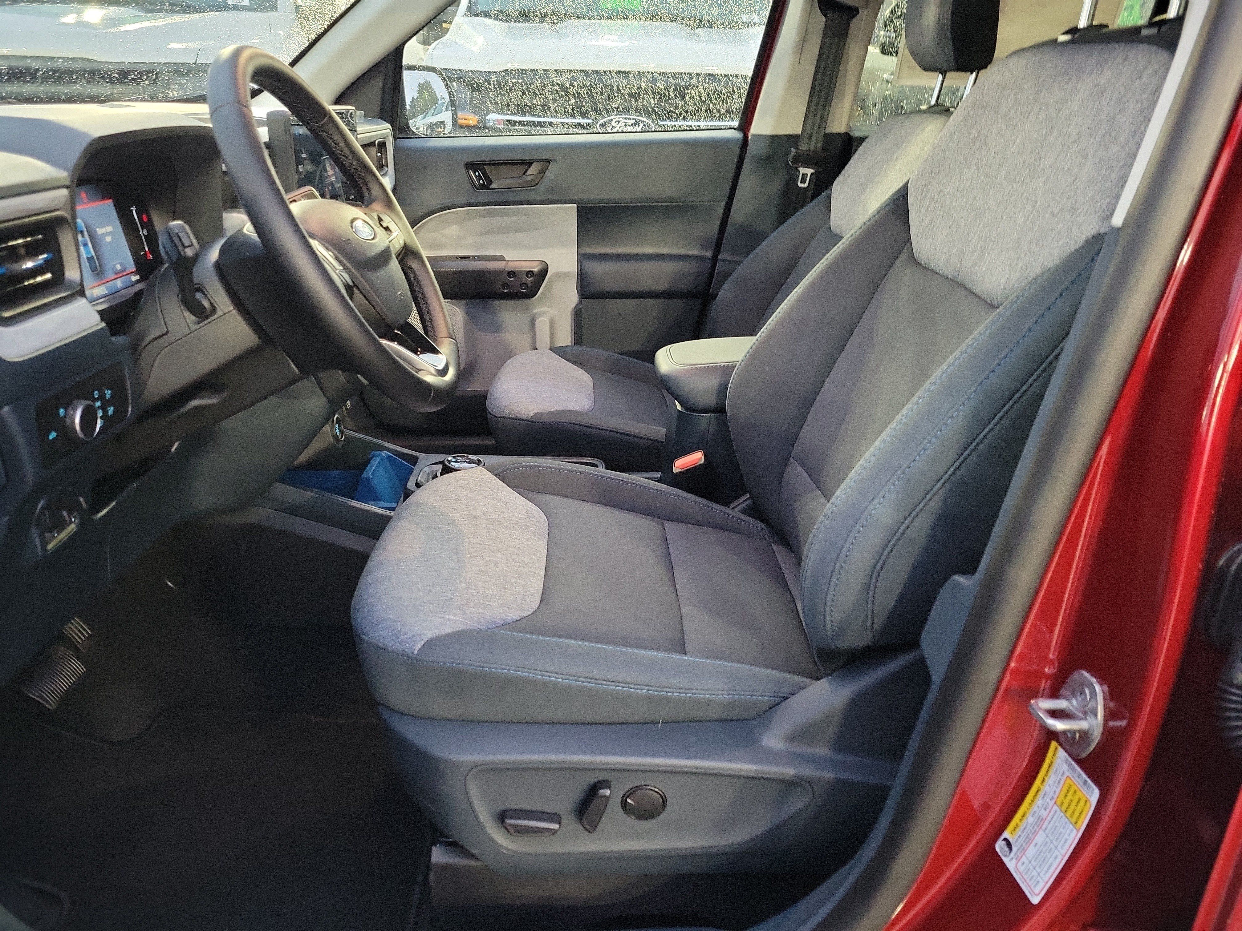 Used 2025 Ford Maverick XLT w/ XLT Luxury Package AWD/4WD image 15