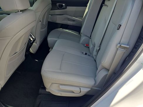 New 2026 Kia Sorento S w/ S Panoramic Sunroof Package FWD image 16