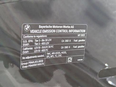 Used 2023 BMW 740i image 23