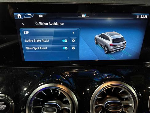 New 2026 Mercedes-Benz GLA 250 4MATIC image 34