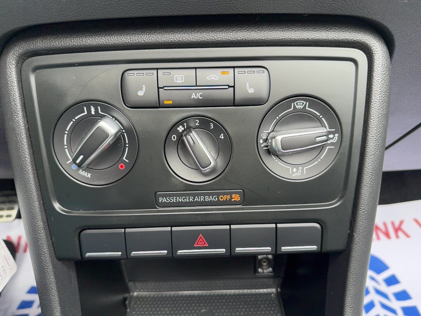 Used 2013 Volkswagen Beetle 2.0T FWD image 11