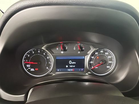 Used 2024 GMC Terrain SLT w/ Elevation Edition FWD image 17