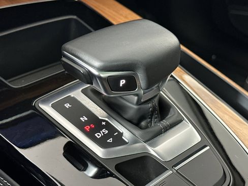 Used 2023 Audi Q5 2.0T Premium Plus w/ Premium Plus Package image 21