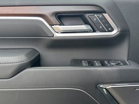 New 2026 GMC Sierra 2500 Denali w/ Denali Reserve Package image 11