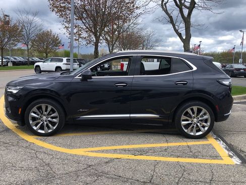Used 2021 Buick Envision Avenir w/ Technology Package II AWD/4WD image 3