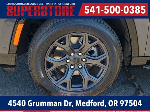 New 2026 Jeep Grand Wagoneer Limited w/ Convenience Group I AWD/4WD image 16