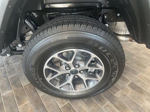 New 2025 Jeep Gladiator Sport image 12