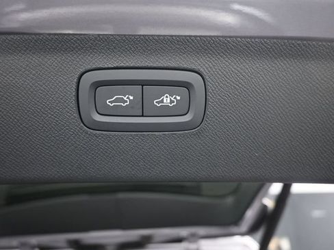 Certified 2026 Volvo XC90 B6 Plus w/ Protection Package Premier AWD/4WD image 25