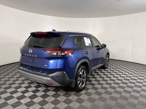 Used 2021 Nissan Rogue SV w/ Premium Package FWD image 12