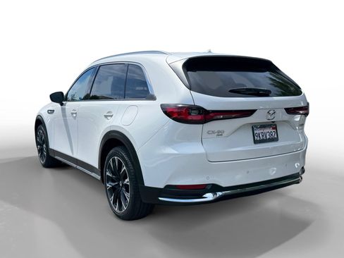 Certified 2024 MAZDA CX-90 Plug-In Hybrid w/ Premium Plus AWD/4WD image 3