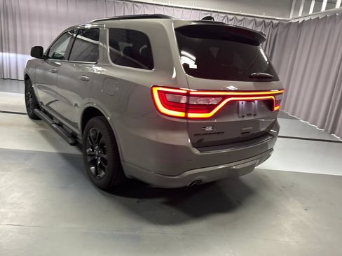 Used 2025 Dodge Durango GT AWD/4WD image 5