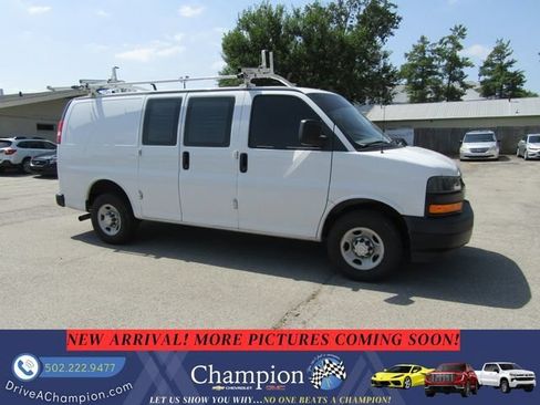 Used 2019 Chevrolet Express 2500 w/ Communications Package RWD image 3