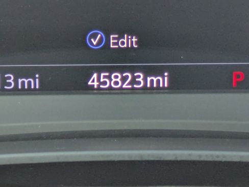 Used 2022 Cadillac XT5 Premium Luxury w/ Technology Package image 21