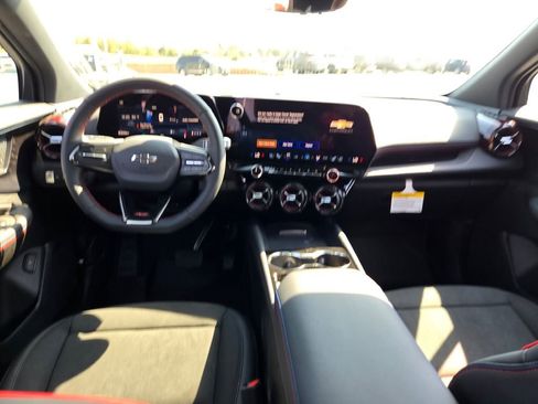 New 2026 Chevrolet Blazer EV RS image 17