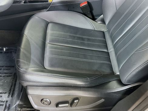 Certified 2023 Audi Q5 2.0T Premium w/ Convenience Package image 12