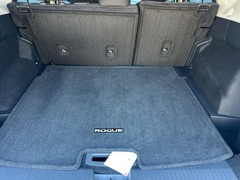 Certified 2025 Nissan Rogue S image 17