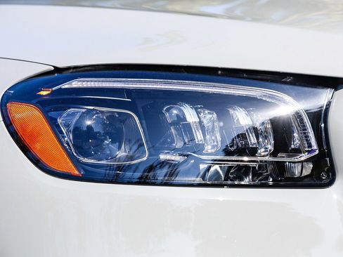 New 2026 Mercedes-Benz GLS 450 4MATIC image 7