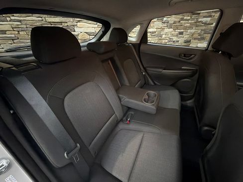 Used 2023 Hyundai Kona SEL AWD/4WD image 46