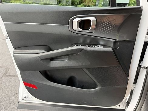 Used 2025 Kia Sorento S w/ Panoramic Sunroof Package FWD image 27