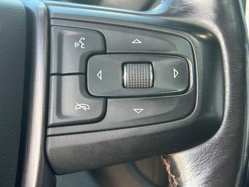 Used 2020 GMC Sierra 2500 AT4 w/ AT4 Premium Package image 15