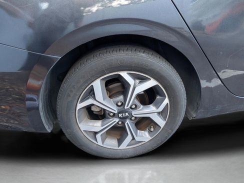 Used 2019 Kia Forte LXS image 23