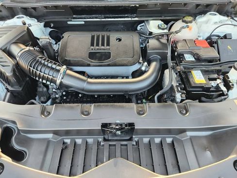 Used 2025 Chevrolet Blazer LT FWD image 31
