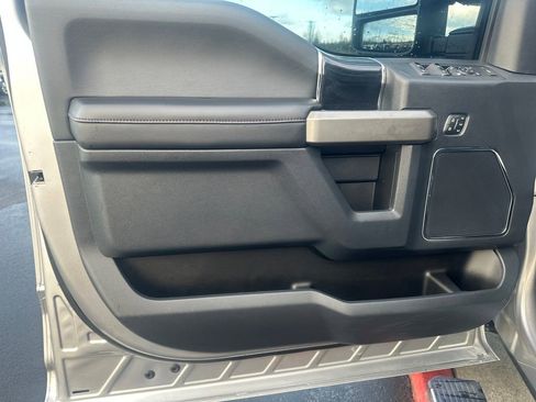 Used 2022 Ford F350 Platinum w/ FX4 Off-Road Package image 10