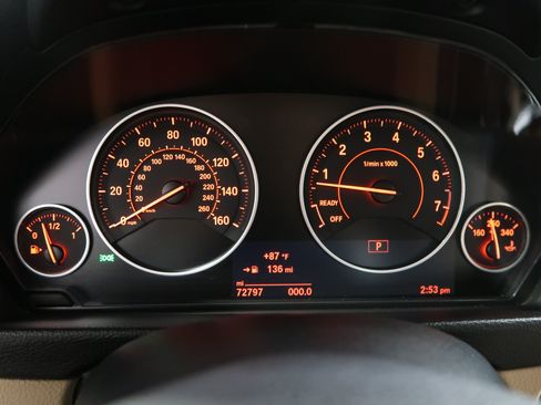 Used 2018 BMW 330i Sedan RWD image 25