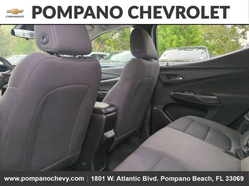Used 2022 Chevrolet Bolt EUV LT w/ Driver Confidence Package image 14