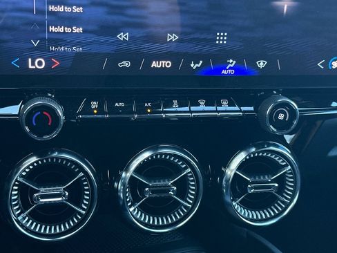 New 2026 Chevrolet Blazer EV LT w/ Midnight/Sport Edition image 19