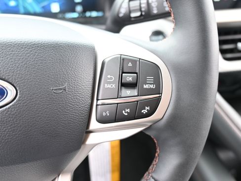 New 2026 Ford Explorer Active w/ Active Comfort Package RWD image 22