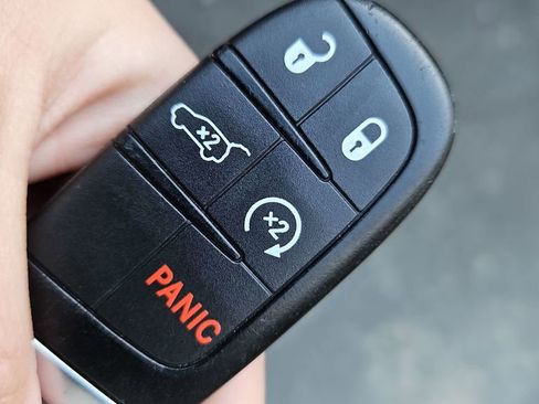 Used 2024 Dodge Durango GT AWD/4WD image 41