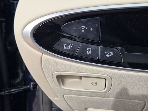 New 2026 Genesis GV70 2.5T Select AWD/4WD image 16