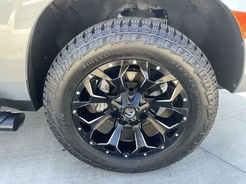 Used 2023 Chevrolet Tahoe Z71 w/ Z71 Off-Road Package image 34