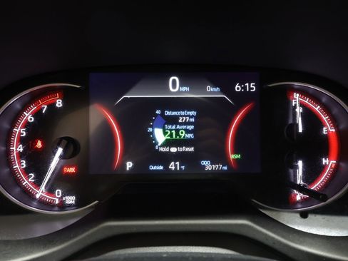 Used 2024 Toyota RAV4 Adventure image 11