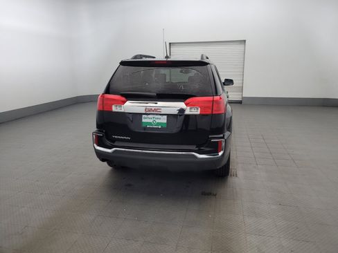Used 2017 GMC Terrain SLE w/ Convenience Package FWD image 7