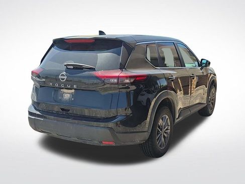 Used 2024 Nissan Rogue S FWD image 6