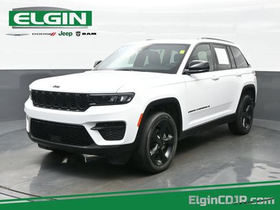 Used 2023 Jeep Grand Cherokee Altitude